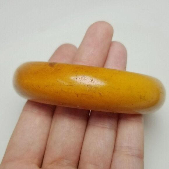 Vintage Chunky Orange Plastic Curved Bangle Bracelet, Retro 60s Style, Estate - Picture 7 of 7